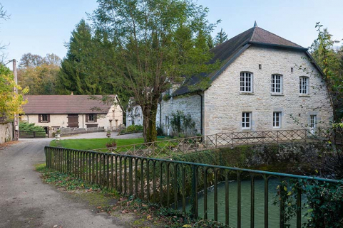 Vue d'ensemble depuis l'ouest. © Région Bourgogne-Franche-Comté, Inventaire du patrimoine