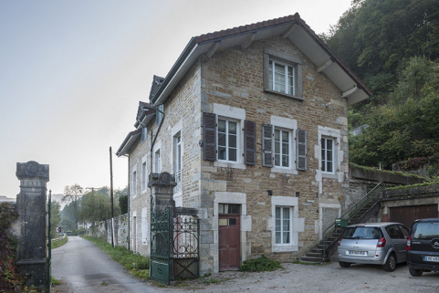 La conciergerie vue de trois quarts. © Région Bourgogne-Franche-Comté, Inventaire du patrimoine