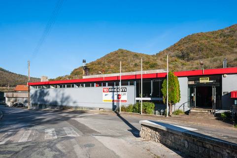 Entrée des bureaux. © Région Bourgogne-Franche-Comté, Inventaire du patrimoine