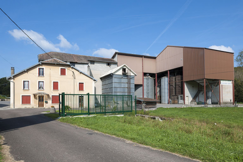 Vue rapprochée depuis le sud. © Région Bourgogne-Franche-Comté, Inventaire du patrimoine Vue rapprochée depuis le sud. © Région Bourgogne-Franche-Comté, Inventaire du patrimoine