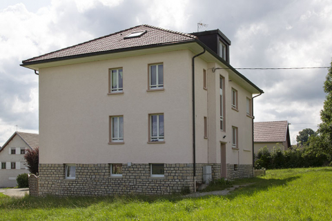 Façades latérale droite et postérieure. © Région Bourgogne-Franche-Comté, Inventaire du patrimoine