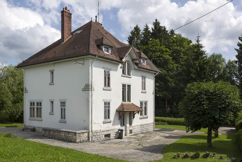 Façades postérieure et latérale gauche. © Région Bourgogne-Franche-Comté, Inventaire du patrimoine