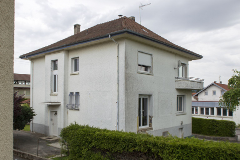 Logement patronal, vu de l'ouest (façades postérieure et latérale droite). © Région Bourgogne-Franche-Comté, Inventaire du patrimoine