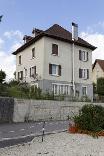 Vue d'ensemble, depuis l'est (façades antérieure et latérale droite). © Région Bourgogne-Franche-Comté, Inventaire du patrimoine