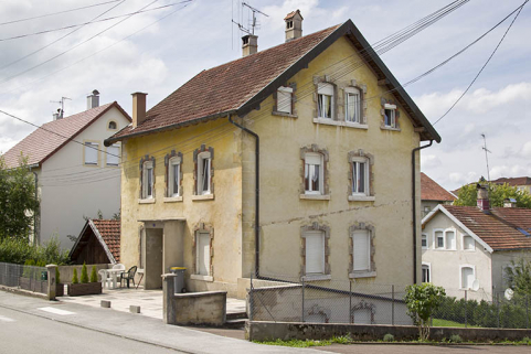 Façades antérieure et latérale droite. © Région Bourgogne-Franche-Comté, Inventaire du patrimoine
