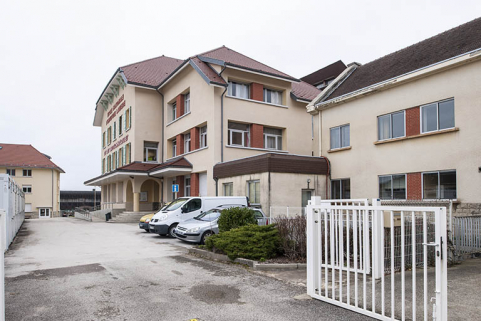 Façade antérieure ouest de l'école. © Région Bourgogne-Franche-Comté, Inventaire du patrimoine