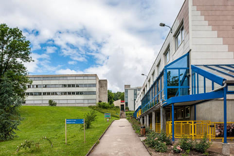 Restauration et vue sur les deux internats. © Région Bourgogne-Franche-Comté, Inventaire du patrimoine