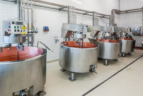 Salle de production de Comté. © Région Bourgogne-Franche-Comté, Inventaire du patrimoine