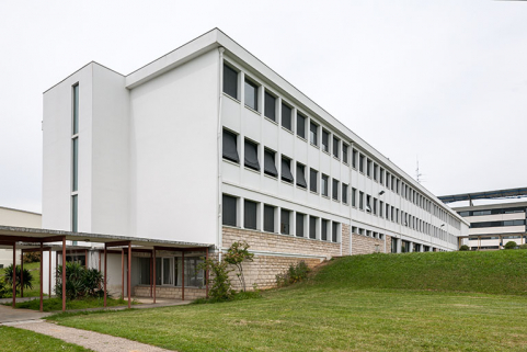 Externat : ancien bâtiment, pignon sud. © Région Bourgogne-Franche-Comté, Inventaire du patrimoine