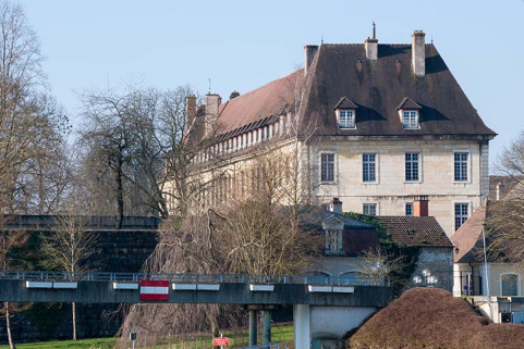 Ancien hôpital de la Charité, actuellement internat, détail des toitures. © Région Bourgogne-Franche-Comté, Inventaire du patrimoine Ancien hôpital de la Charité, actuellement internat, détail des toitures. © Région Bourgogne-Franche-Comté, Inventaire du patrimoine