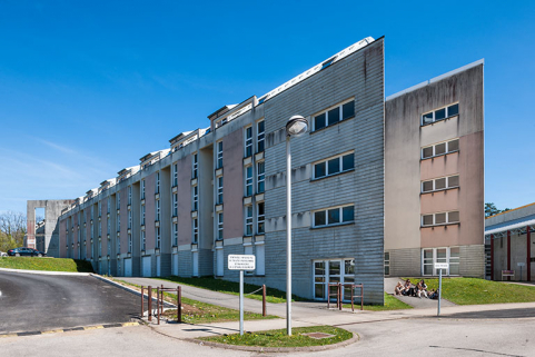 Internat : vue d'ensemble depuis la rue des Liegettes. © Région Bourgogne-Franche-Comté, Inventaire du patrimoine
