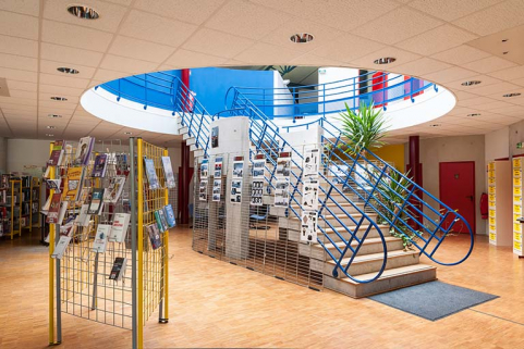 Centre de documentaion et d'information : rez-de chaussée. © Région Bourgogne-Franche-Comté, Inventaire du patrimoine