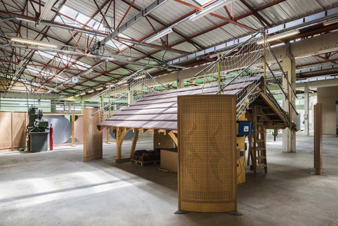 Atelier, ancien atelier mécanique, destiné aux  formations sciences et technologies, énergie et environnement : intérieur. © Région Bourgogne-Franche-Comté, Inventaire du patrimoine