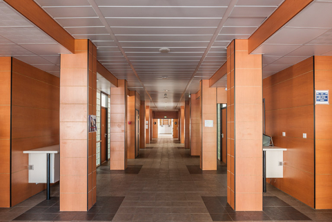 Internat : couloir du rez-de -chaussée restructuré. © Région Bourgogne-Franche-Comté, Inventaire du patrimoine