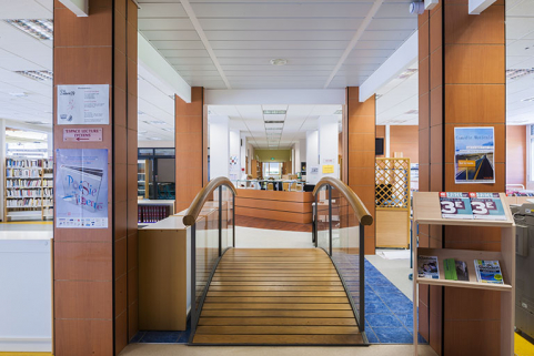 Centre de documentation, aménagement intérieur. © Région Bourgogne-Franche-Comté, Inventaire du patrimoine