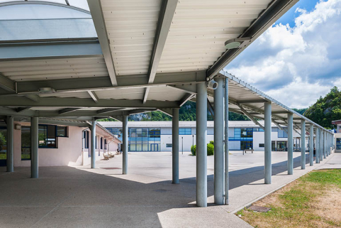 Passage entre internat et restauration. © Région Bourgogne-Franche-Comté, Inventaire du patrimoine