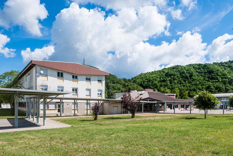 Internat et restauration : circulations couvertes. © Région Bourgogne-Franche-Comté, Inventaire du patrimoine