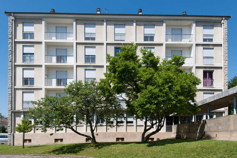 Bâtiment administration-logement : façade postérieure avec liaison vers le bâtiment principal. © Région Bourgogne-Franche-Comté, Inventaire du patrimoine