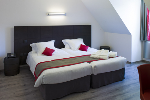 Relais polinois, sous combles : chambre d'application pour section hôtelière. © Région Bourgogne-Franche-Comté, Inventaire du patrimoine Relais polinois, sous combles : chambre d'application pour section hôtelière. © Région Bourgogne-Franche-Comté, Inventaire du patrimoine