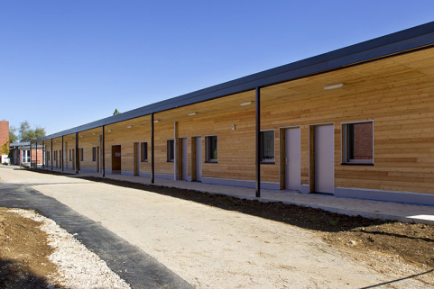 Façade antérieure - ouest - de la nouvelle construction de 2014. (salle de cours)  © Région Bourgogne-Franche-Comté, Inventaire du patrimoine