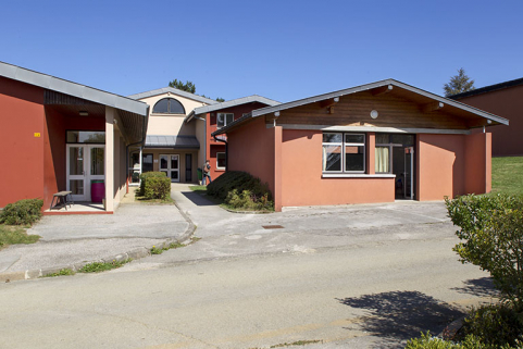 Façades antérieures sud du Centre de Formation Professionnelle et de Promotion Agricoles. © Région Bourgogne-Franche-Comté, Inventaire du patrimoine