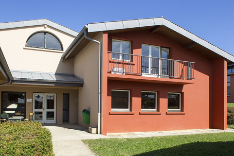 Entrée et cour du Centre de Formation Professionnelle et de Promotion Agricoles. © Région Bourgogne-Franche-Comté, Inventaire du patrimoine