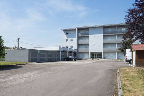 La façade est des logements et leurs resserres. © Région Bourgogne-Franche-Comté, Inventaire du patrimoine