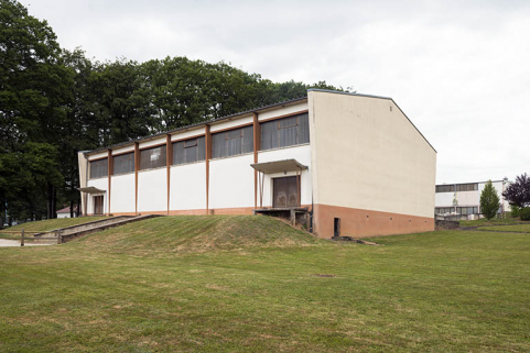 Gymnase : vue postérieure. © Région Bourgogne-Franche-Comté, Inventaire du patrimoine