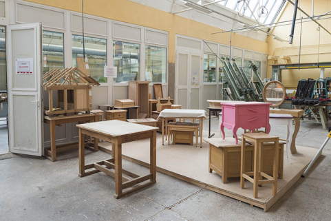 Ateliers : réalisations d'élèves en menuiserie-ébénisterie.. © Région Bourgogne-Franche-Comté, Inventaire du patrimoine