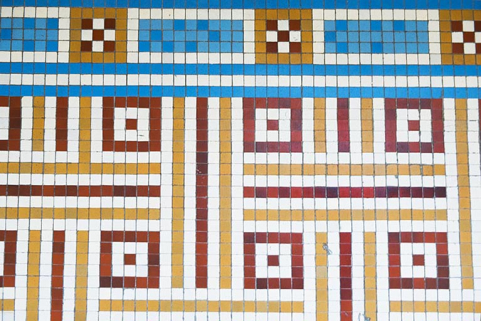 Détail du carrelage du sol des couloirs. © Région Bourgogne-Franche-Comté, Inventaire du patrimoine