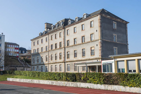 Stade, escalier jouxtant l'internat, angle sud-est du petit lycée. © Région Bourgogne-Franche-Comté, Inventaire du patrimoine