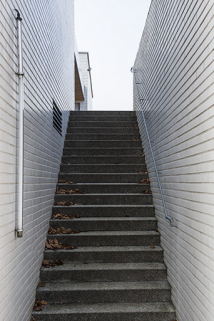 Détail d'escalier le long de la façade orientale de la restauration. © Région Bourgogne-Franche-Comté, Inventaire du patrimoine