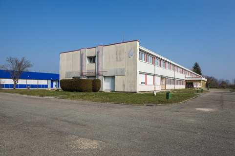 Pignon ouest et façade sud de l'externat nord. © Région Bourgogne-Franche-Comté, Inventaire du patrimoine