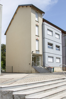 Entrée à l'angle nord-ouest de l'internat. © Région Bourgogne-Franche-Comté, Inventaire du patrimoine