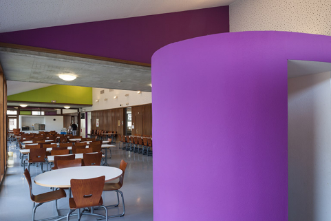 Dans la cantine. © Région Bourgogne-Franche-Comté, Inventaire du patrimoine