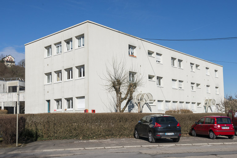 Angle sud-est du logement depuis la rue des carrières. © Région Bourgogne-Franche-Comté, Inventaire du patrimoine