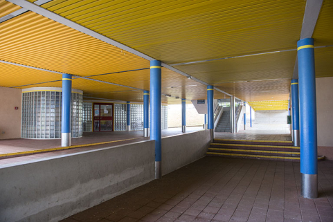 Vue intérieure de circulation abritée. © Région Bourgogne-Franche-Comté, Inventaire du patrimoine