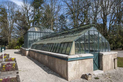 La serre vue de trois quarts. © Région Bourgogne-Franche-Comté, Inventaire du patrimoine