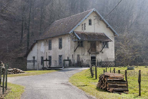 Le moulin vu de trois quarts gauche. © Région Bourgogne-Franche-Comté, Inventaire du patrimoine