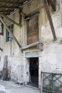 Mur-pignon ouest vu de trois quarts. © Région Bourgogne-Franche-Comté, Inventaire du patrimoine