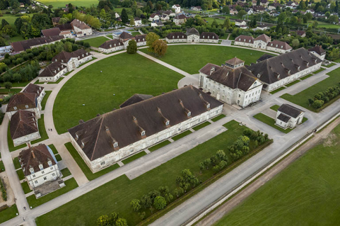 Vue aérienne depuis le sud. © Région Bourgogne-Franche-Comté, Inventaire du patrimoine Vue aérienne depuis le sud. © Région Bourgogne-Franche-Comté, Inventaire du patrimoine