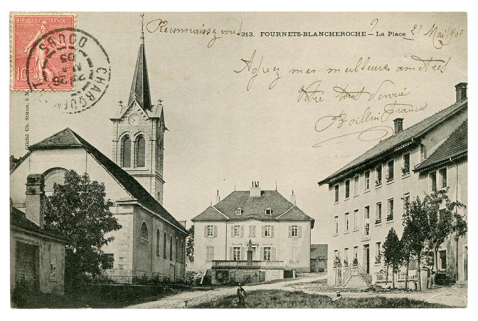 313. Fournets-Blancheroche - La Place [vue d'ensemble rapprochée de trois quarts droite], limite 19e siècle 20e siècle [avant 1905]. © Région Bourgogne-Franche-Comté, Inventaire du patrimoine