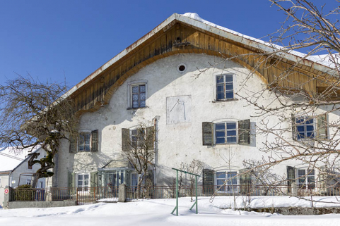 Façade antérieure, en hiver. © Région Bourgogne-Franche-Comté, Inventaire du patrimoine Façade antérieure, en hiver. © Région Bourgogne-Franche-Comté, Inventaire du patrimoine