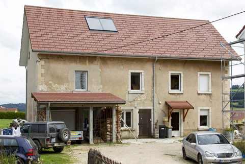 Bâtiment au n° 39 : façade antérieure. © Région Bourgogne-Franche-Comté, Inventaire du patrimoine Bâtiment au n° 39 : façade antérieure. © Région Bourgogne-Franche-Comté, Inventaire du patrimoine