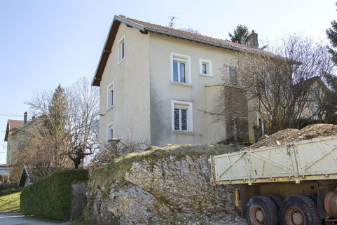 Façades postérieure et latérale droite. © Région Bourgogne-Franche-Comté, Inventaire du patrimoine Façades postérieure et latérale droite. © Région Bourgogne-Franche-Comté, Inventaire du patrimoine