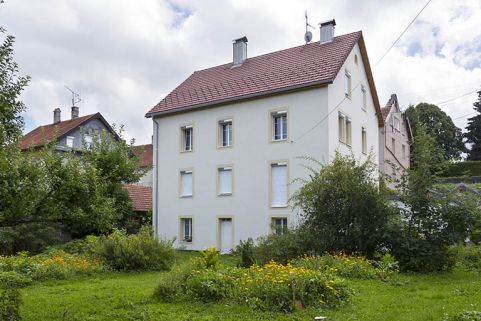 Façades postérieure et latérale gauche. © Région Bourgogne-Franche-Comté, Inventaire du patrimoine Façades postérieure et latérale gauche. © Région Bourgogne-Franche-Comté, Inventaire du patrimoine
