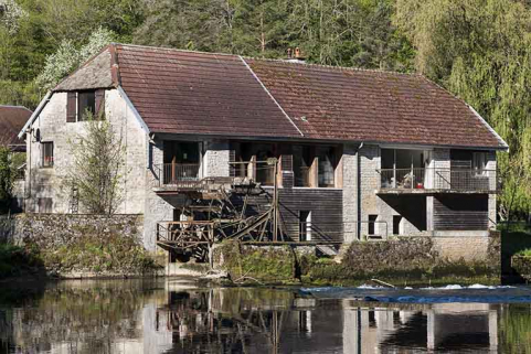 Vue rapprochée depuis l'est. © Région Bourgogne-Franche-Comté, Inventaire du patrimoine