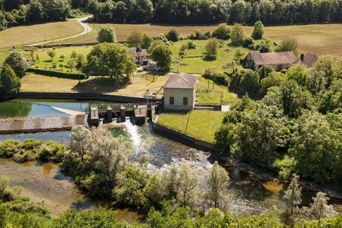Vue plongeante depuis le nord-est. © Région Bourgogne-Franche-Comté, Inventaire du patrimoine Vue plongeante depuis le nord-est. © Région Bourgogne-Franche-Comté, Inventaire du patrimoine