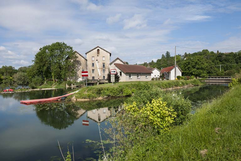 Vue d'ensemble depuis l'est. © Région Bourgogne-Franche-Comté, Inventaire du patrimoine Vue d'ensemble depuis l'est. © Région Bourgogne-Franche-Comté, Inventaire du patrimoine