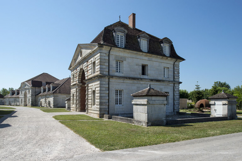 Logement des ouvriers (berniers) et maison des commis ouest. © Bibliothèque municipale, Besançon Logement des ouvriers (berniers) et maison des commis ouest. © Bibliothèque municipale, Besançon